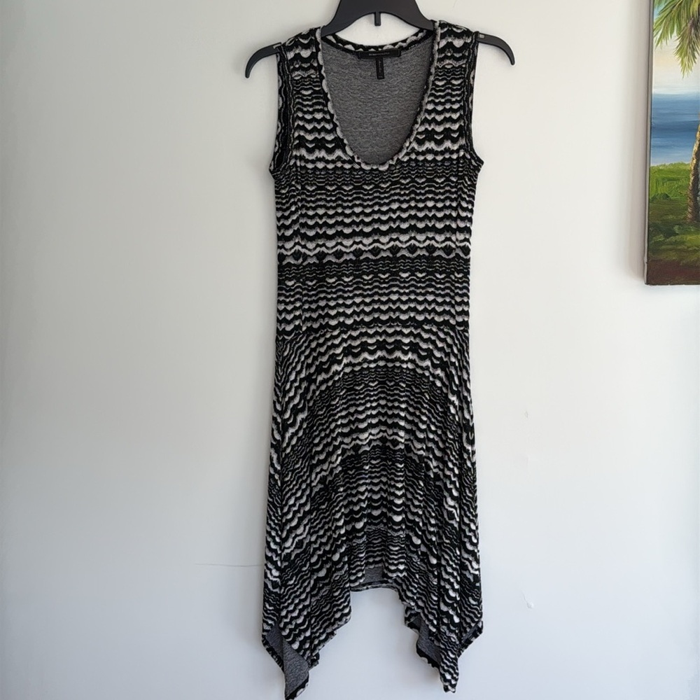 BCBGMAXAZRIA sleeveless asymmetrical dress size XXS black and white